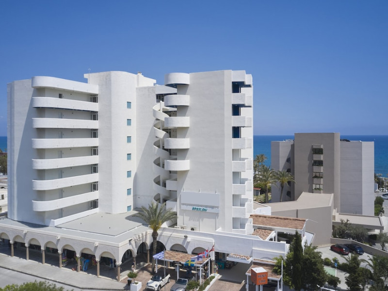 Epsilon Hotel Apartments