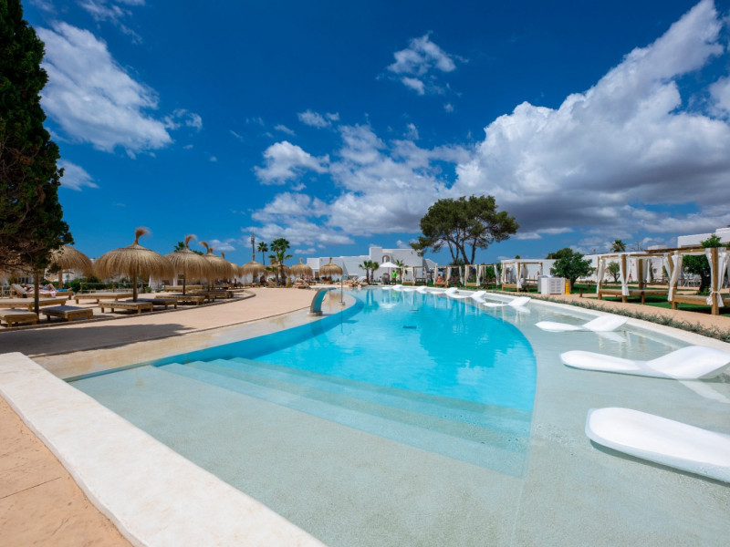Eques Petit Resort