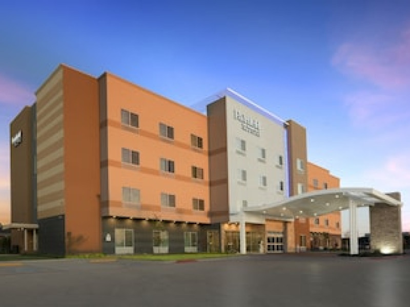 FAIRFIELD INN AND SUITES DALLAS EAST