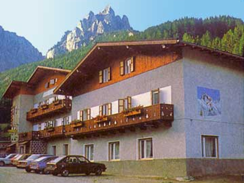 Garni Bernard