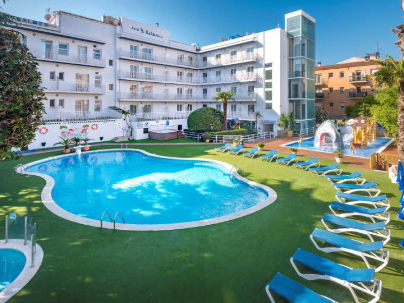 GHT Balmes Hotel Aparthotel & SPLASH