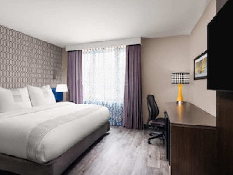 GLO BEST WESTERN BRONX NYC