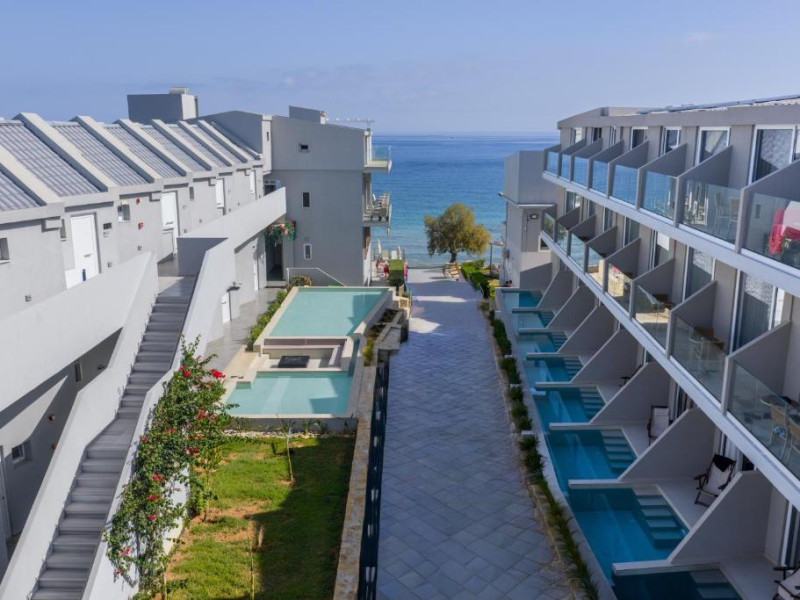 Golden Coast Suites
