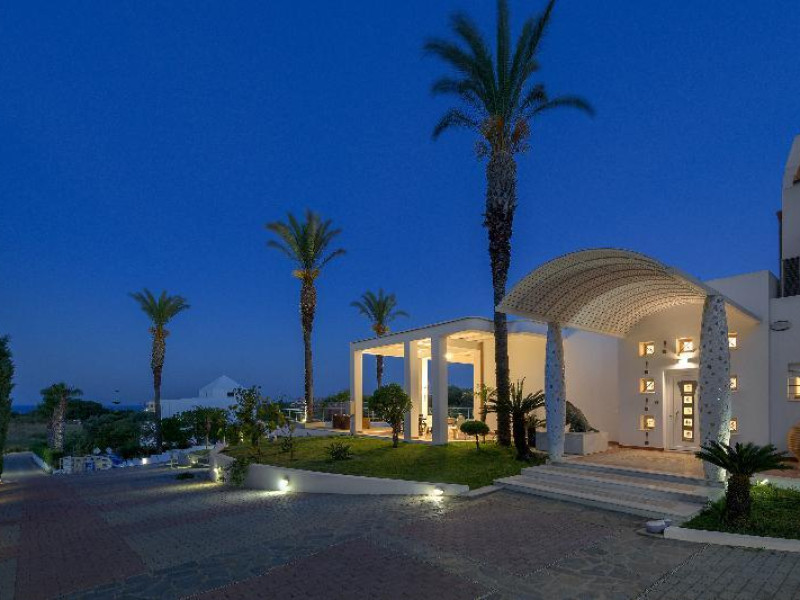 Grande Dame Villa