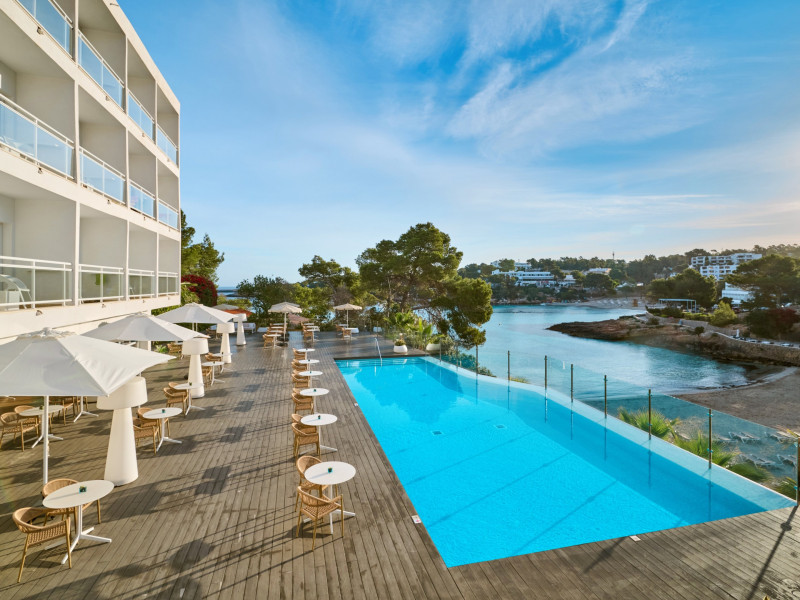 Grupotel Ibiza Beach