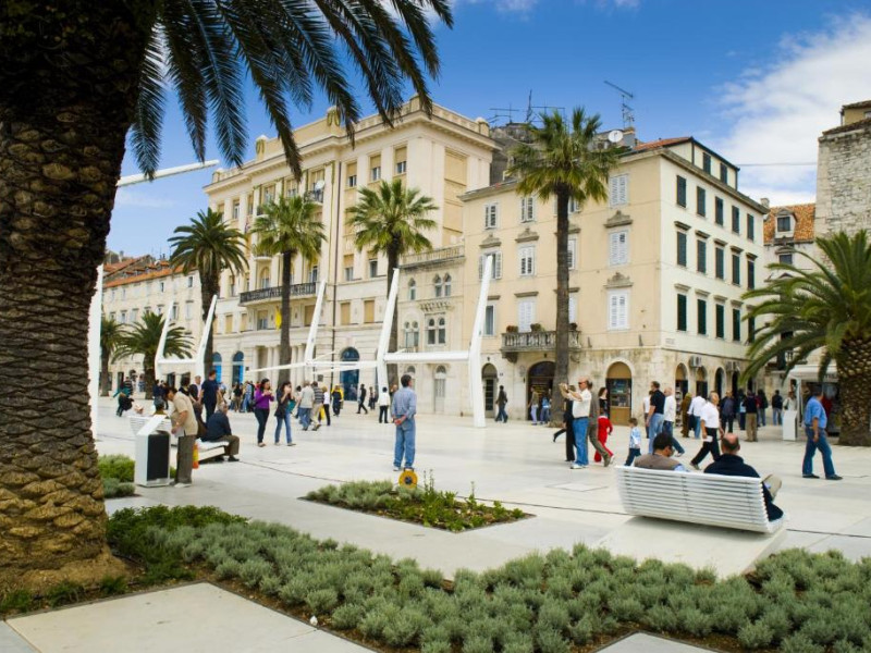GUEST HOUSE TEATRIN SPLIT