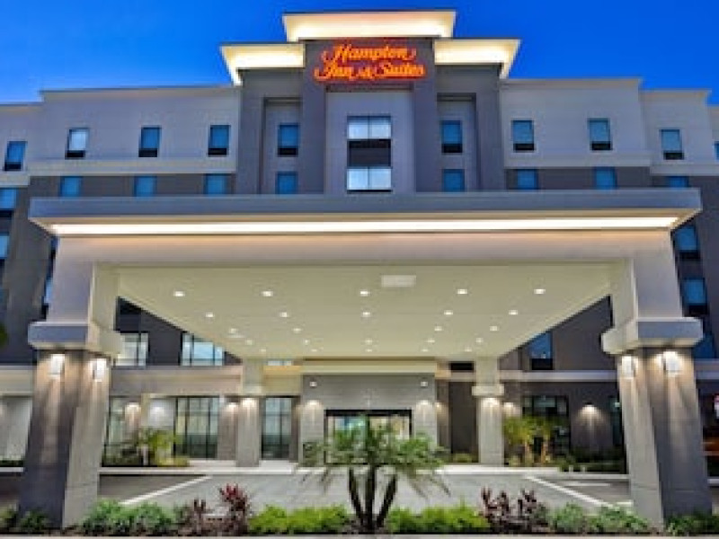 HAMPTON INN & SUITES TAMPA RIVERVIEW BRANDON