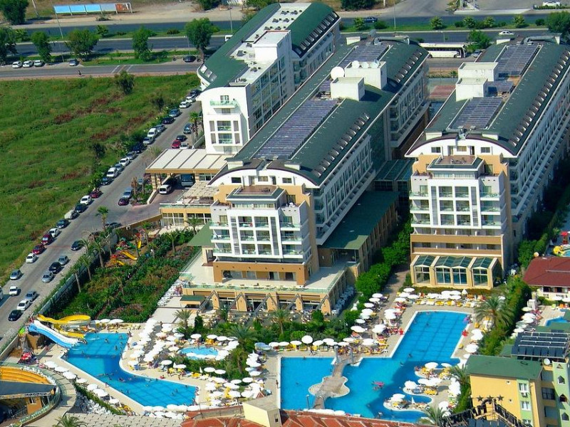 HEDEF RESORT HOTEL