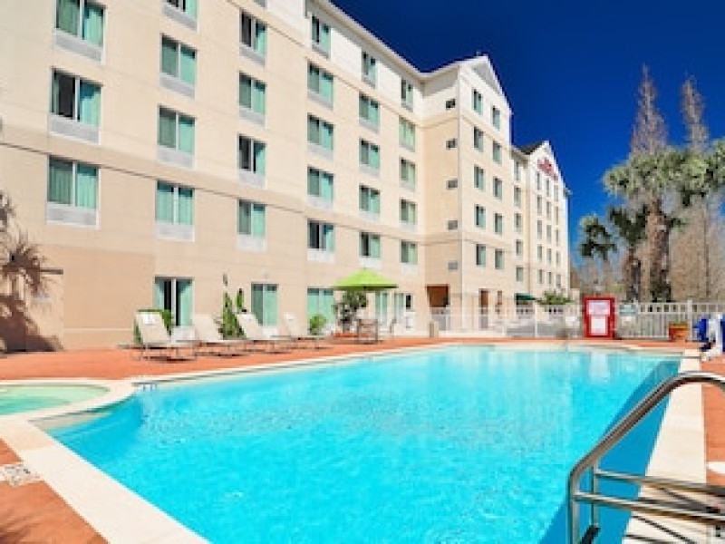 HILTON GARDEN INN TAMPA NORTH BUSCH GARDENS