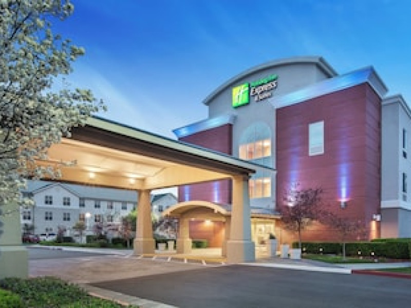 HOLIDAY INN EXPRESS HOTEL SACRAMENTO AIRPORT NATOMAS