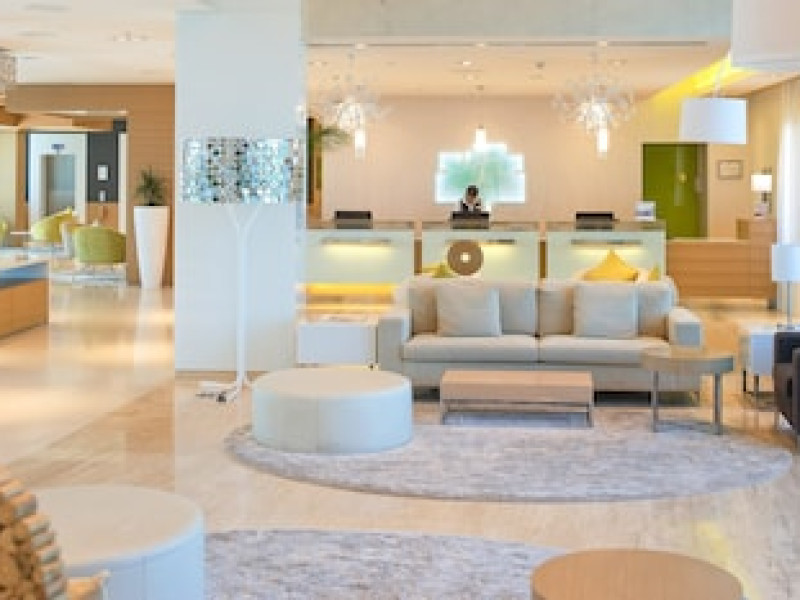 HOLIDAY INN MUSCAT AL SEEB