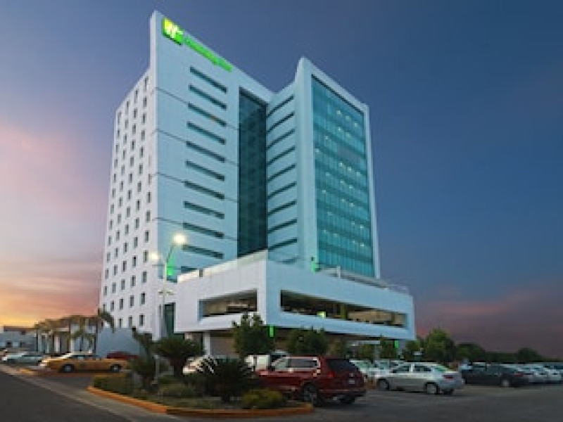 HOLIDAY INN QUERETARO ZONA KRYSTAL