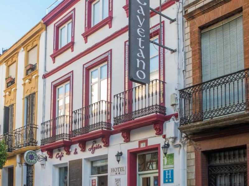 Hostal San Cayetano