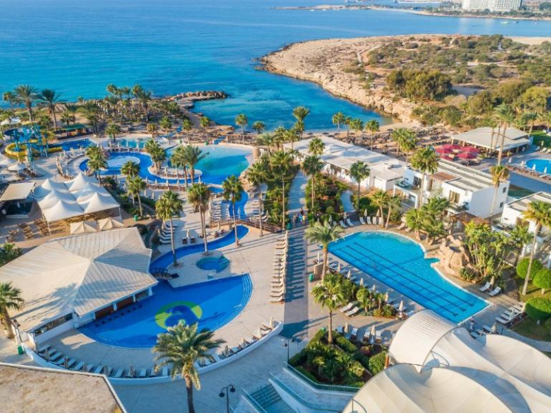 Hotel Adams Beach