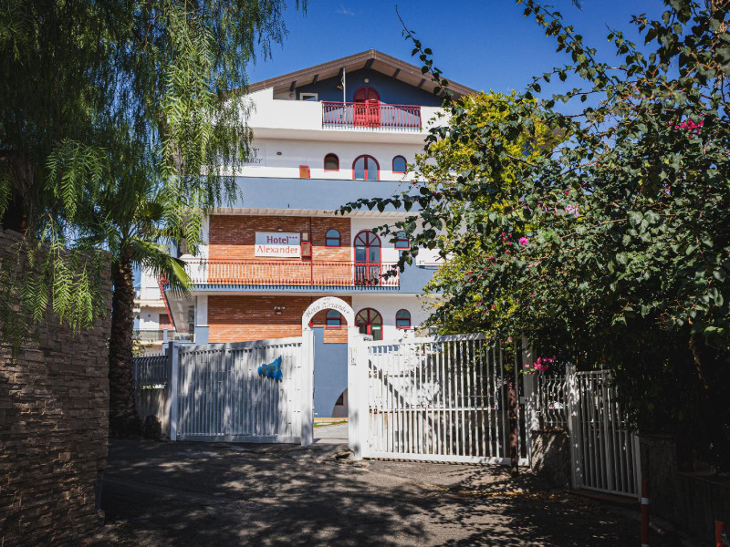 Hotel Alexander