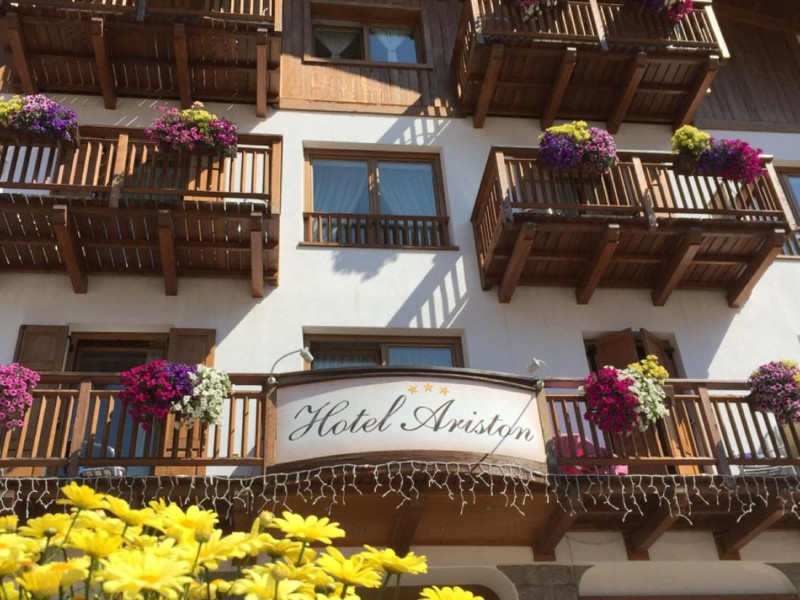 HOTEL ARISTON