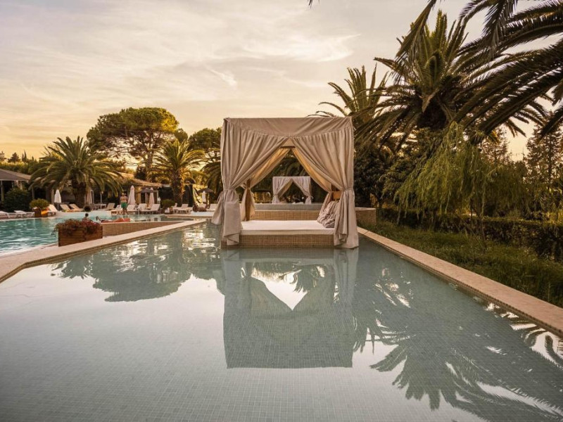 Art Hotel Debono (Corfu)