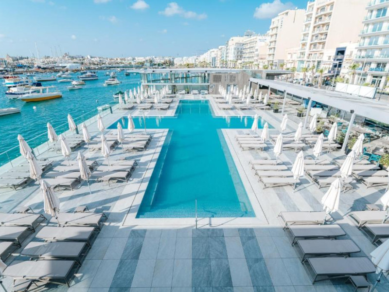 Hotel BluBay Apartments by ST