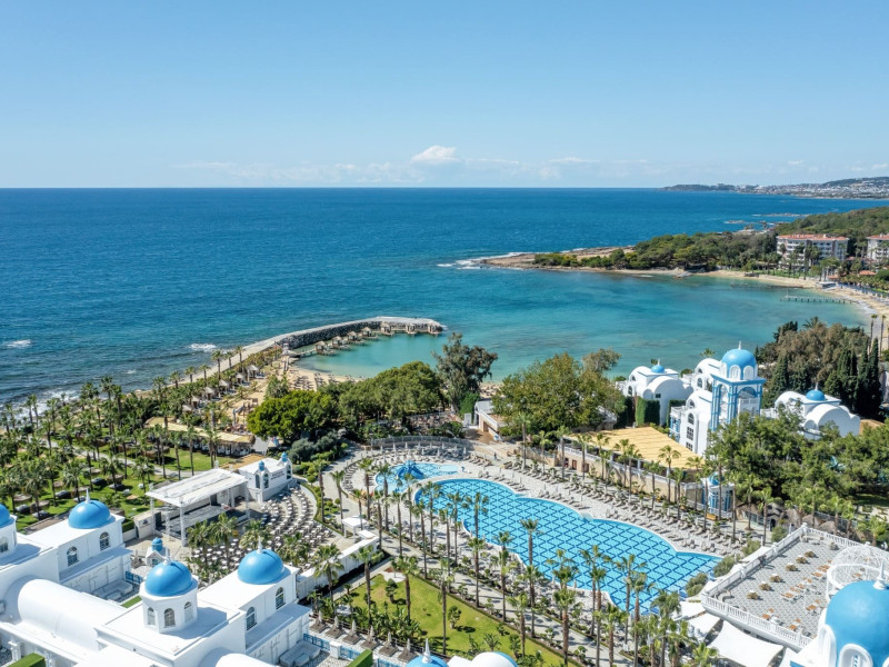 Rubi Platinum SPA Resort and Suites