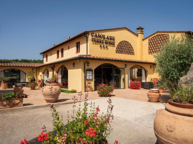 Hotel Casolare Le Terre Rosse