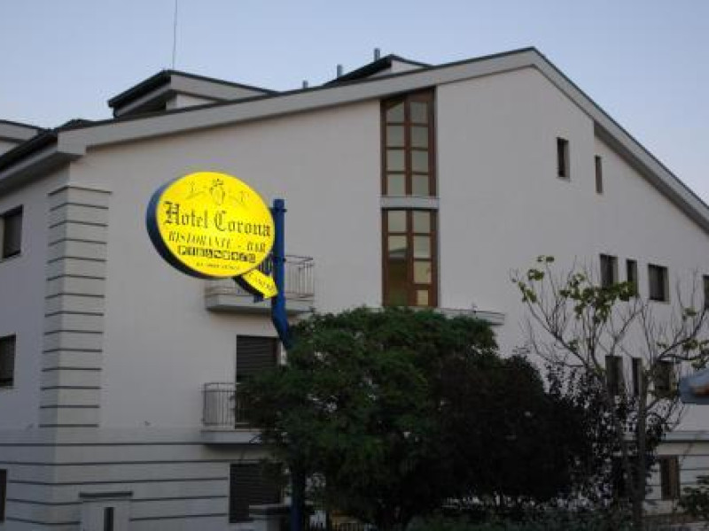 Hotel Corona