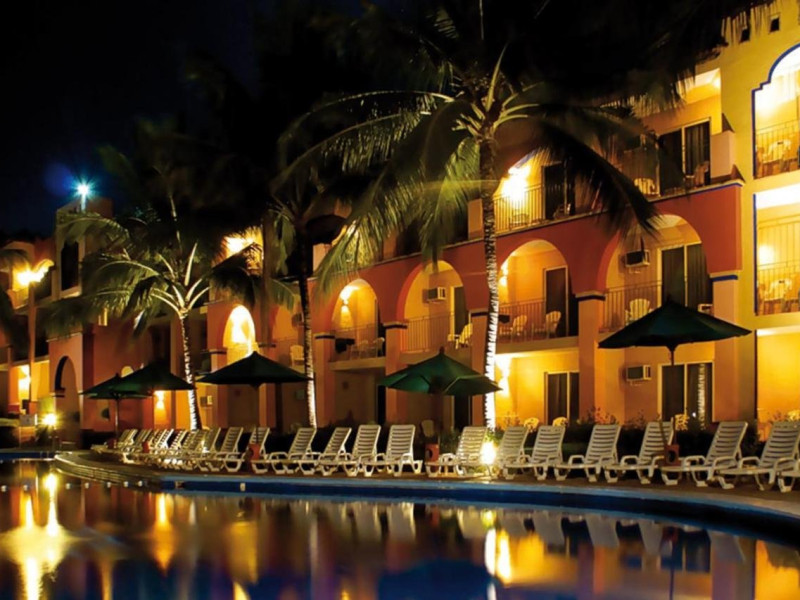 Royal Decameron Complex
