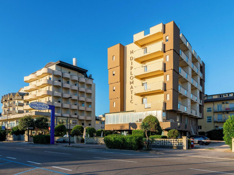 Hotel Diplomatic