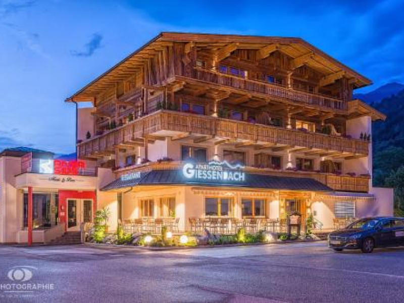 HOTEL GIESSENBACH