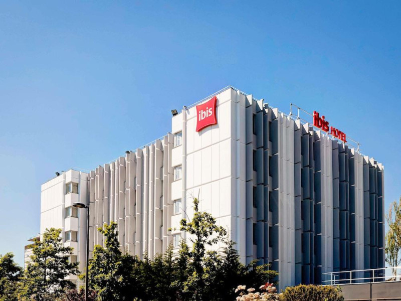 Hôtel ibis Lyon Est Bron