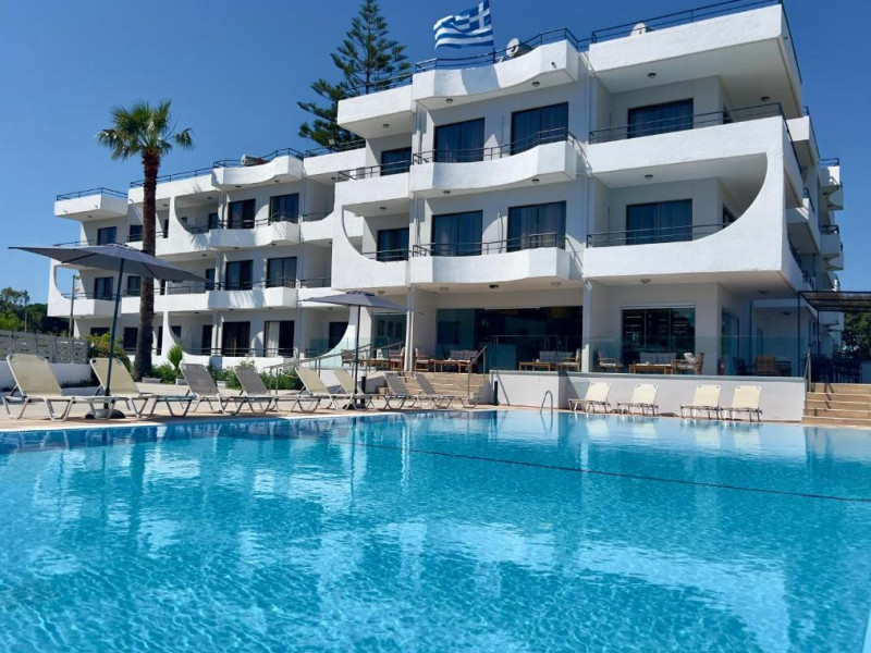Hotel Ivory Serenity