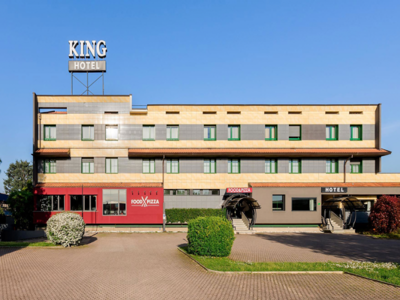 Hotel King