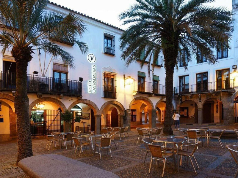 Hotel Las Palmeras By Vivere Stays
