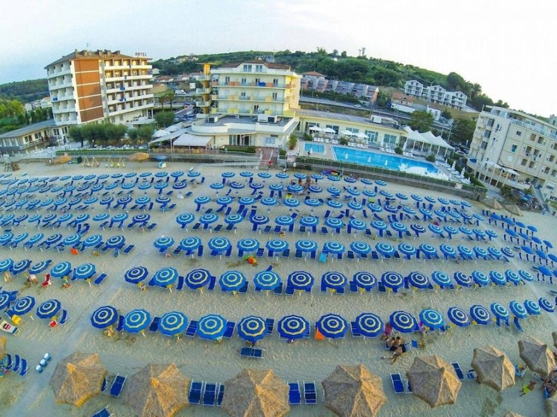 Hotel Mara