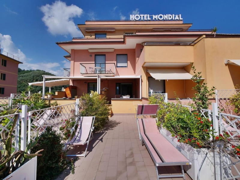 Hotel Mondial