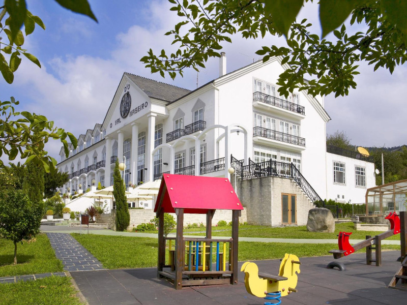 Hotel O Val Do Naseiro