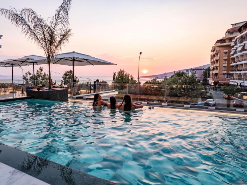 Hotel Oasis