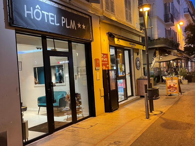 Hotel Plm
