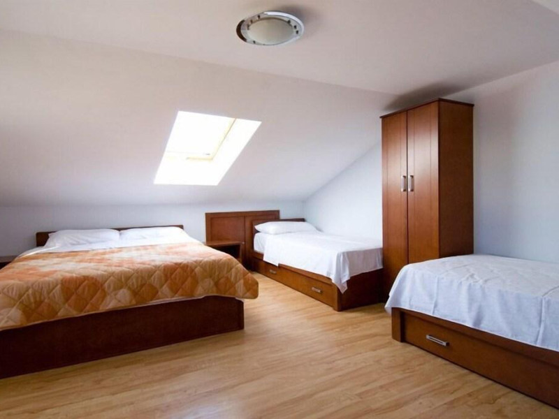 Hotel R