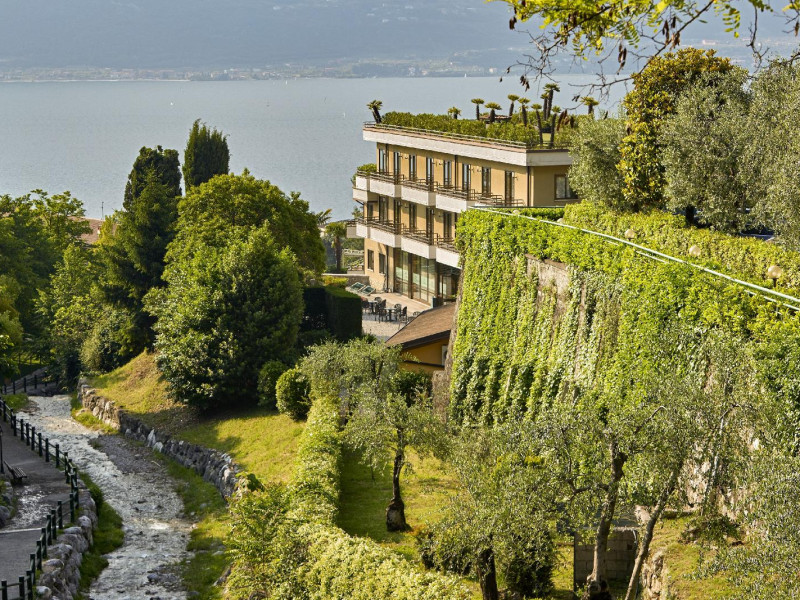 Hotel Royal Village