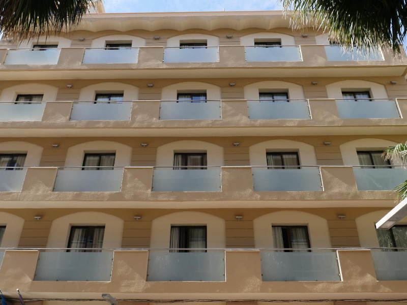 Hotel Rusadir