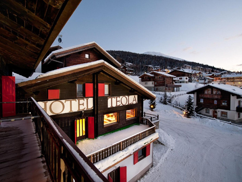 HOTEL TEOLA