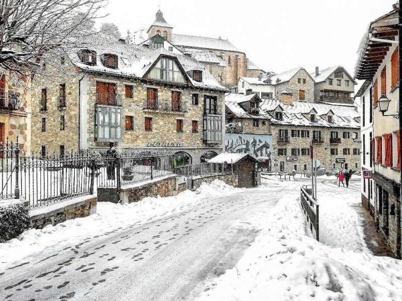 Hotel Valle De Izas