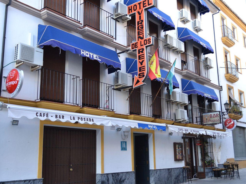 Hotel Virgen De Los Reyes