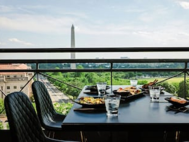 HOTEL WASHINGTON