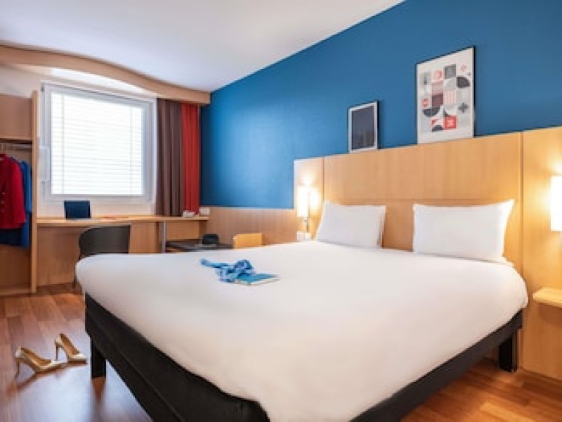 IBIS GENEVE CENTRE NATIONS