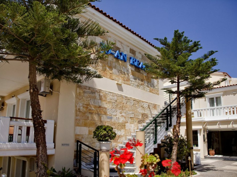 Jo-An Beach Hotel