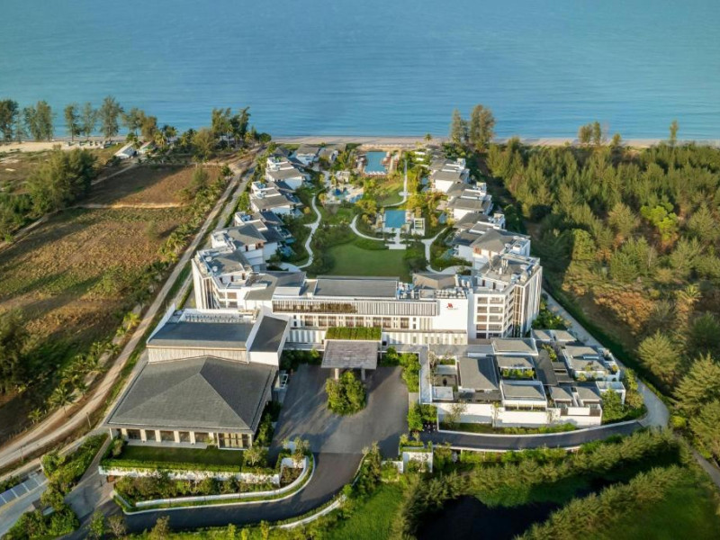 Khao Lak Marriott Beach Resort & Spa