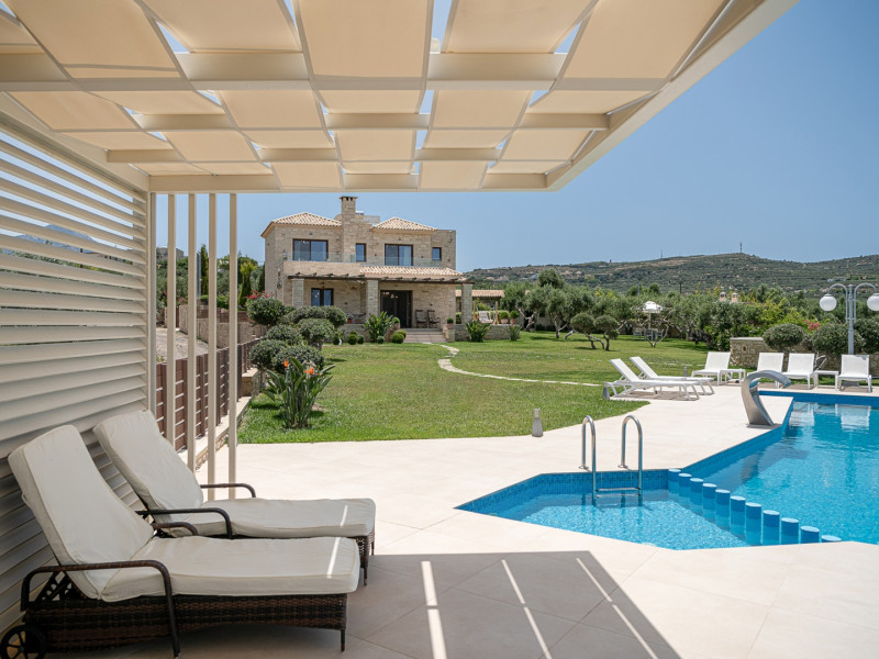 KISSAMOS LUXURY VILLAS
