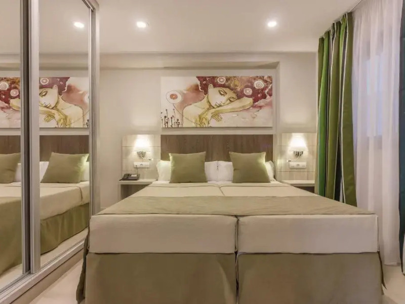 KLAYMAN DIAMOND APARTHOTEL