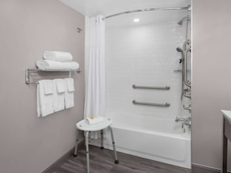 KNIGHTS INN BALTIMORE WEST